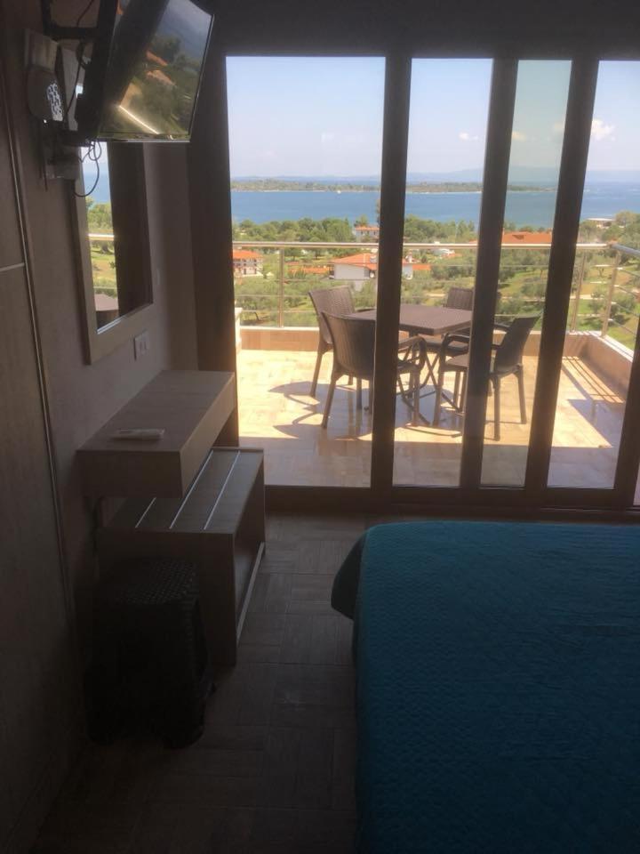 Thealos Rooms Vourvourou Exterior photo