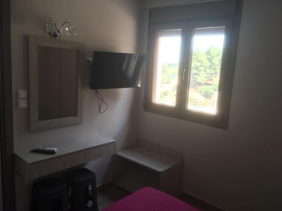 Thealos Rooms Vourvourou Exterior photo