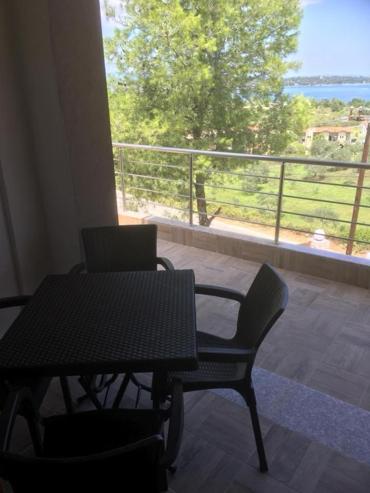 Thealos Rooms Vourvourou Exterior photo